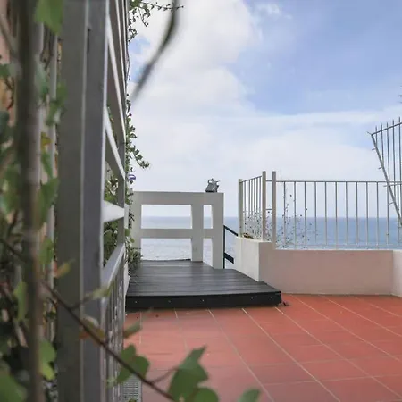 Blue - Com Acesso Privado A