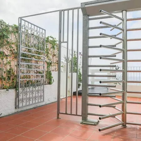 Blue - Com Acesso Privado A